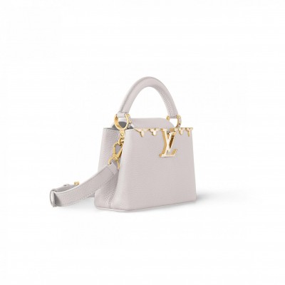 LOUIS VUITTON CAPUCINES MINI M11341 (21*14*8cm)